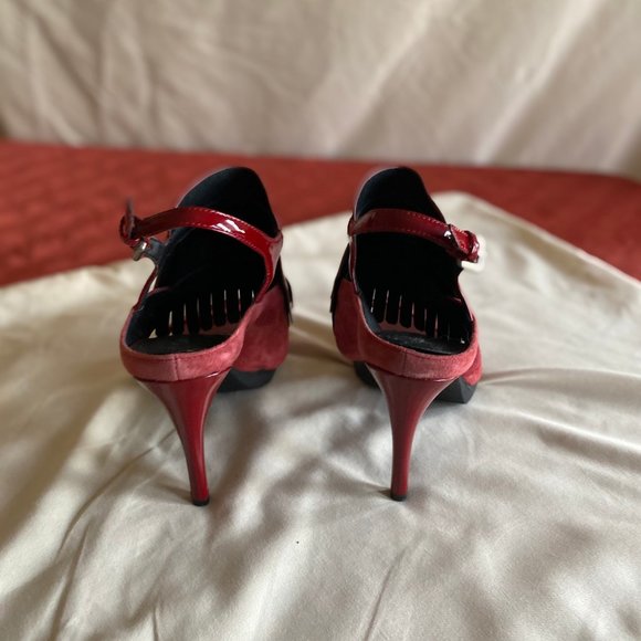 Calvin Klein red marin pump - Picture 3 of 6